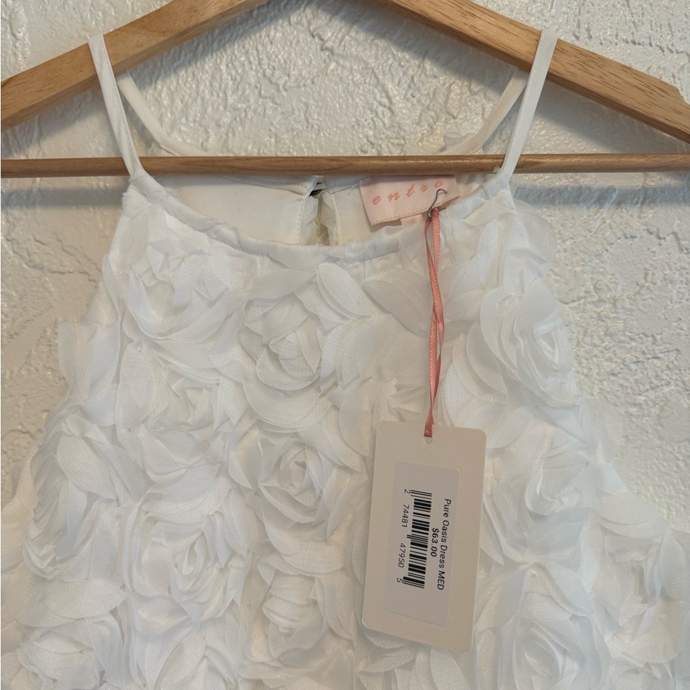 Rose Dress - Picture 4 of 7